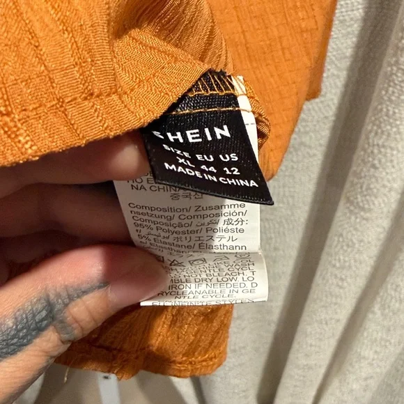 Boho 70’s vibe Embroidered Detailed top Sz.XL rusk orange color - Picture 10 of 11